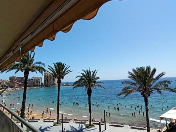Primera Línea – Playa del Cura reformado