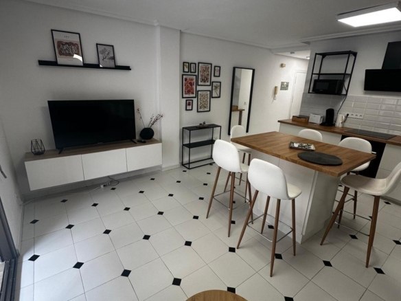 Apartamento en Torrevieja Reformado 🏖️✨