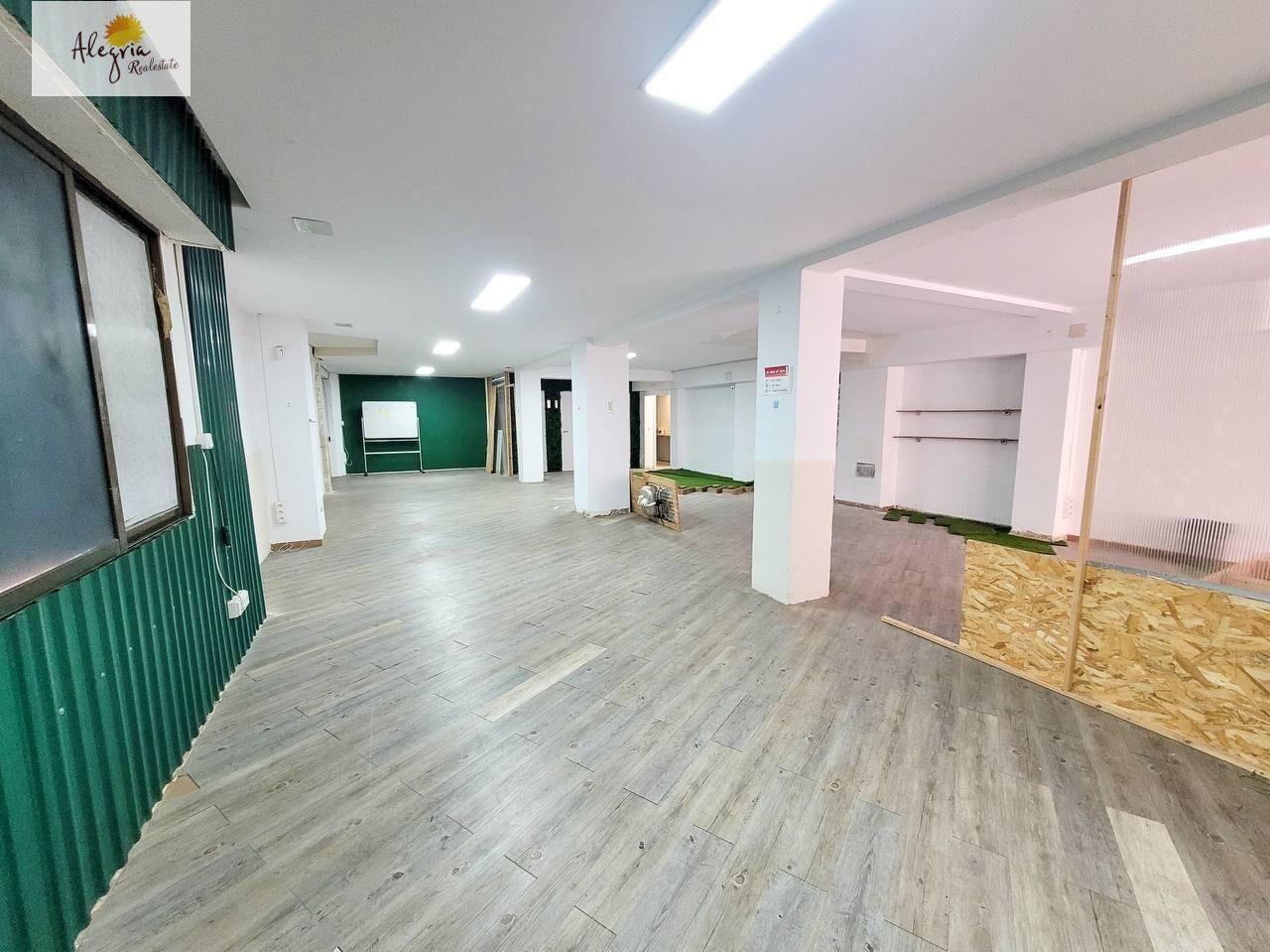 1-1-141 An excellent investment property is offered for sale in one of Valencia’s most promising neighborhoods — Benicalap