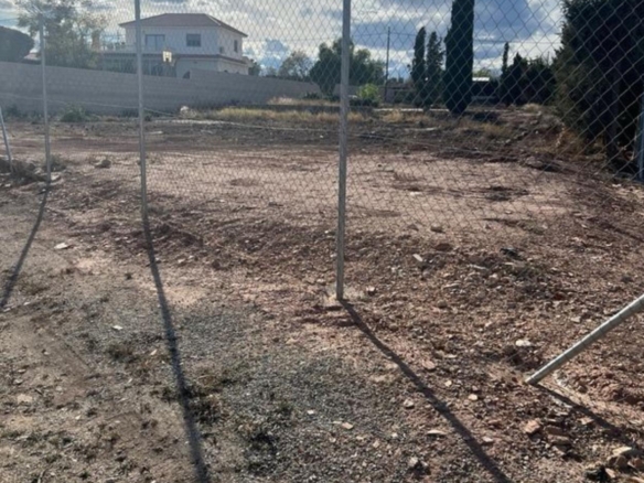 LAND FOR SALE IN SAN VICENTE DEL RASPEIG TO BUILD A SINGLE-FAMILY HOME