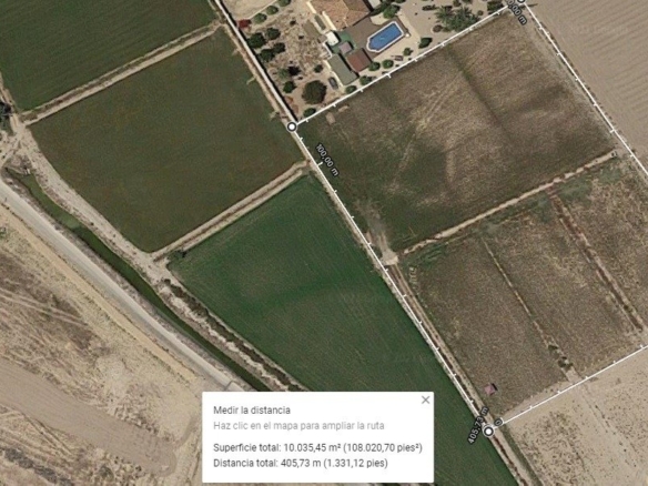 Building plot with project of villa with pool in Catral