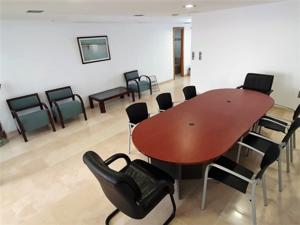 OFICINA EN EL CENTRO DE ALICANTE – ENSANCHE/DIPUTACIÓN – CON GARAJE