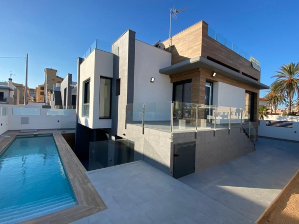 60 m FROM THE BEACH AND WITH SEA VIEWS !!!