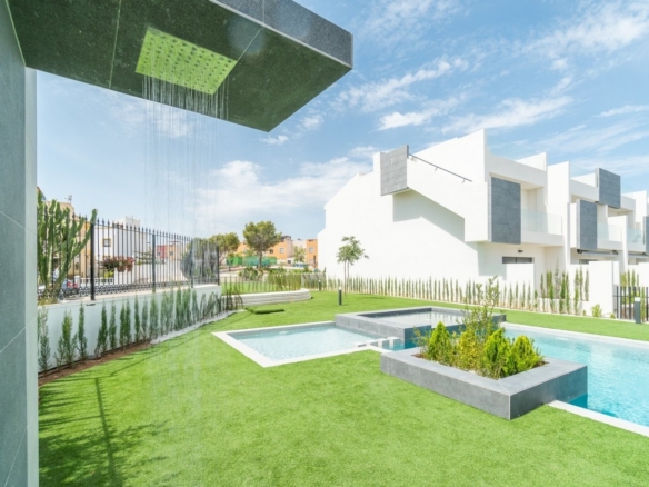 New residential complex at Los Balcones(Torrevieja)