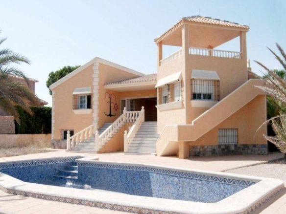 Villa in La Manga del Mar Menor