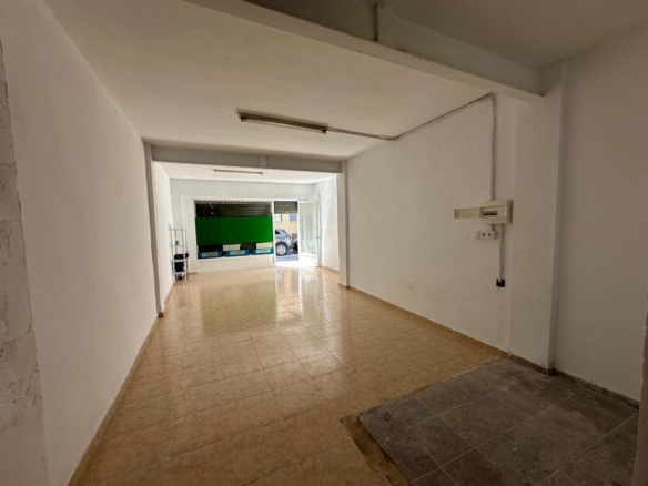 LOCAL CON POSIBILIDAD DE CAMBIO DE USO A VIVIENDA