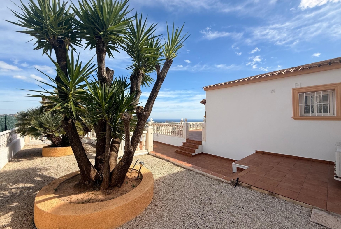 Licht, rust en uitzicht op zee Een indrukwekkende villa in Calpe
