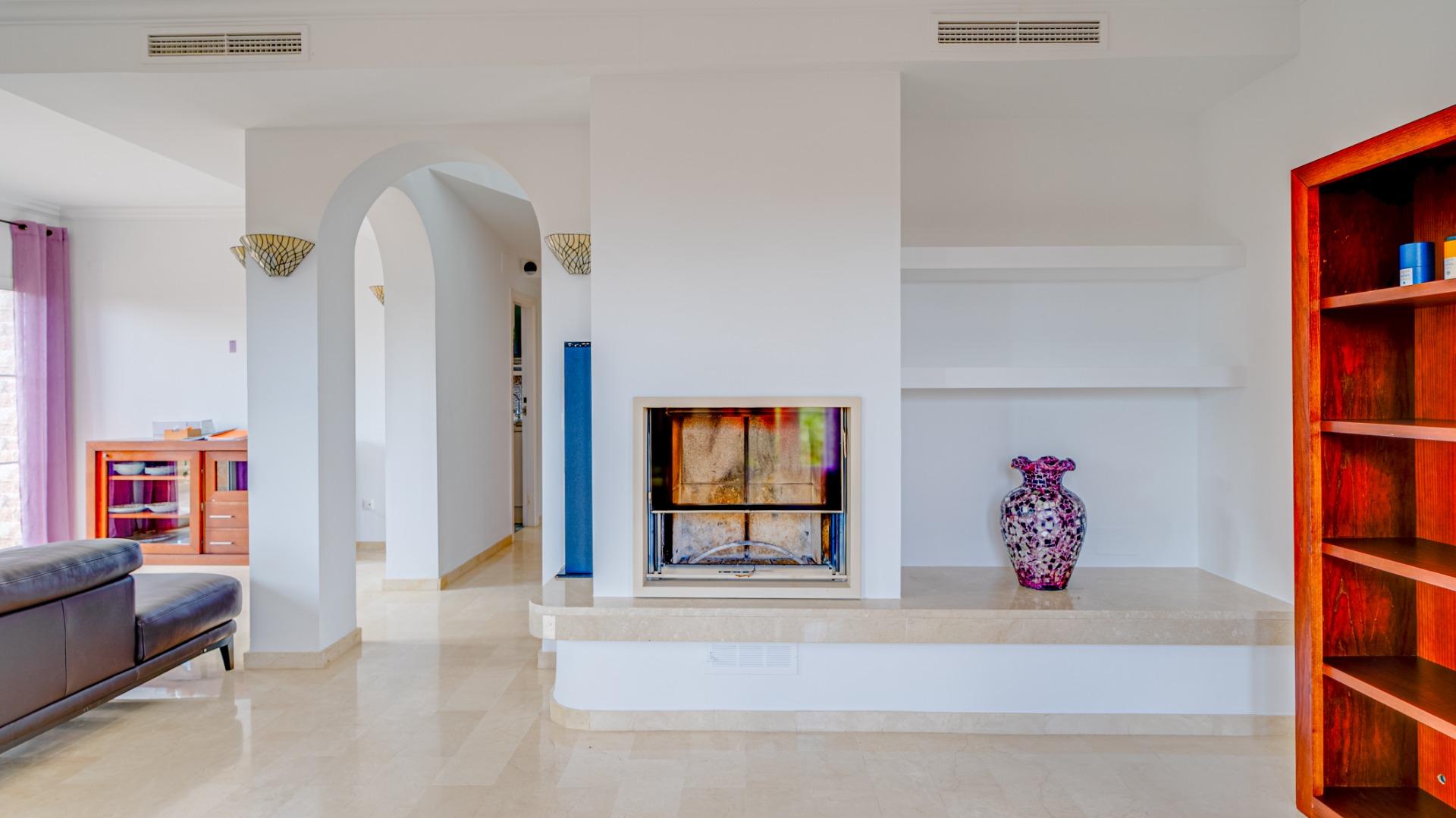 1-10-29 Preciosa Villa en Golf Bahia de Finestrat