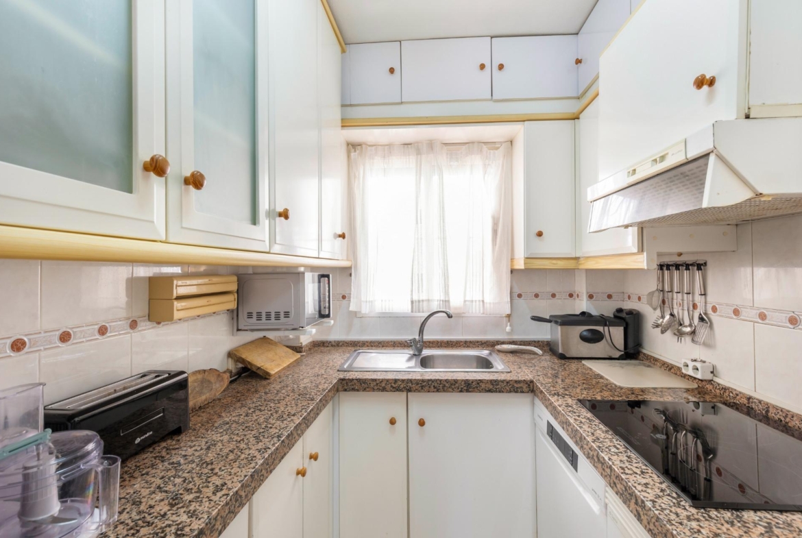 Cozy two houses together with sea views in Torrevieja