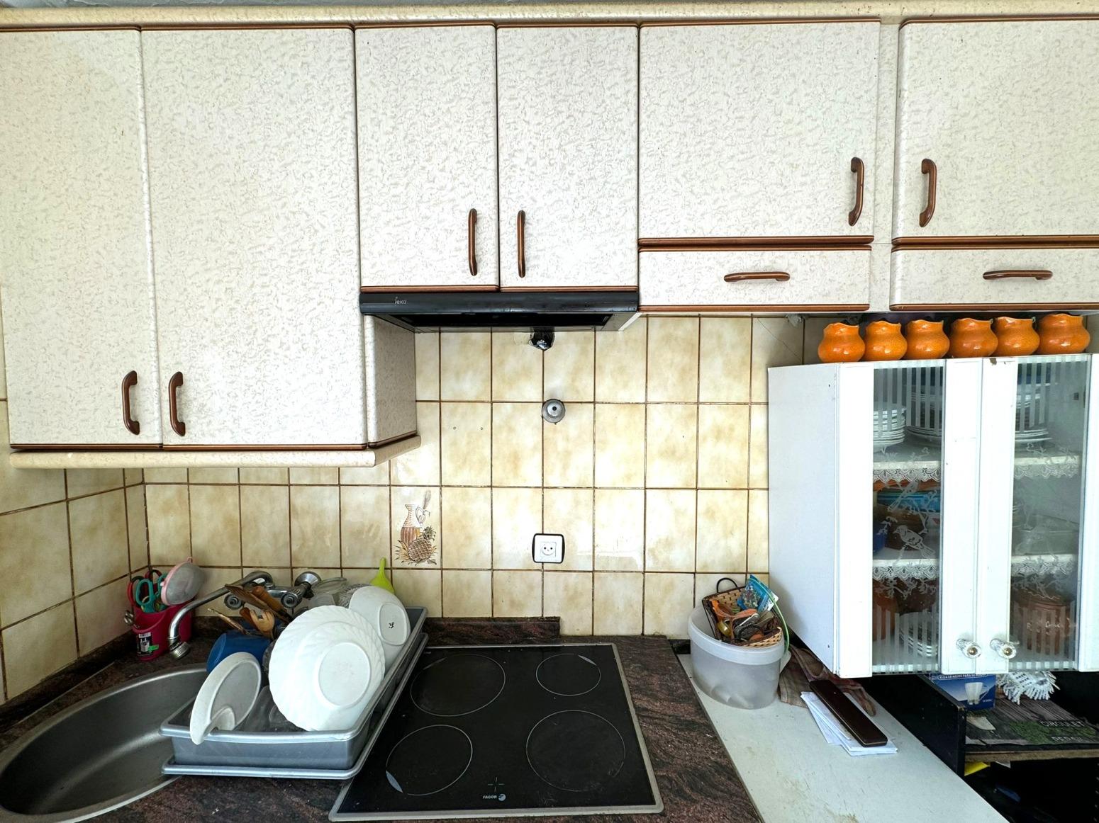 Helder Penthouse in Corigos met panoramisch uitzicht op de bergen