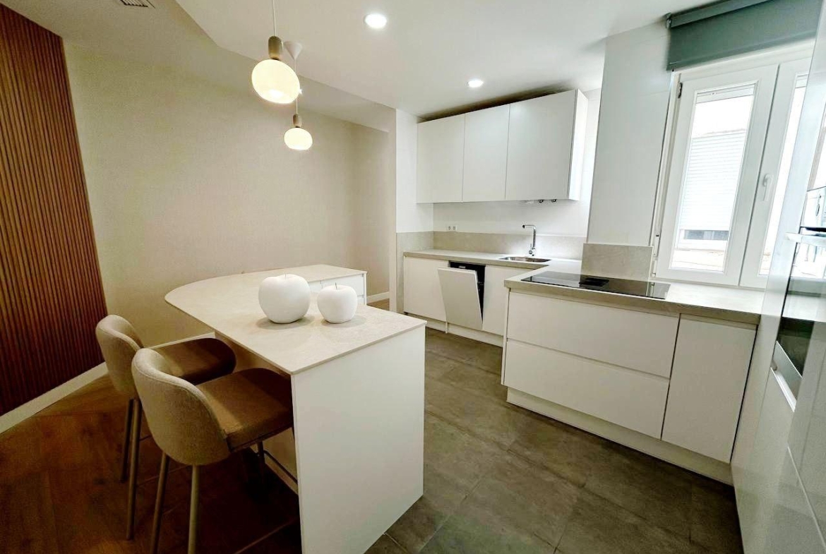 EXCLUSIVE LUXURY APARTMENT BRAND NEW IN GOYA, SALAMANCA NEIGHBORHOOD