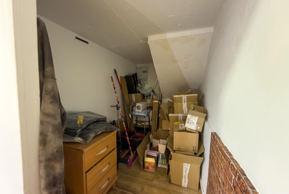 Commercial premises for sale