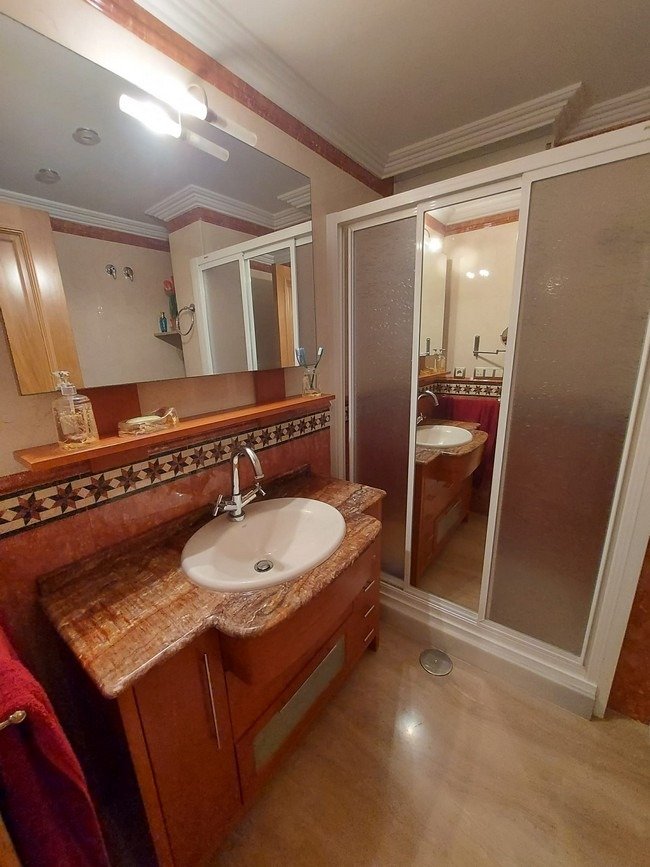 1-11-23 Villa en la prestigiosa Urbanización La Veleta de Torrevieja