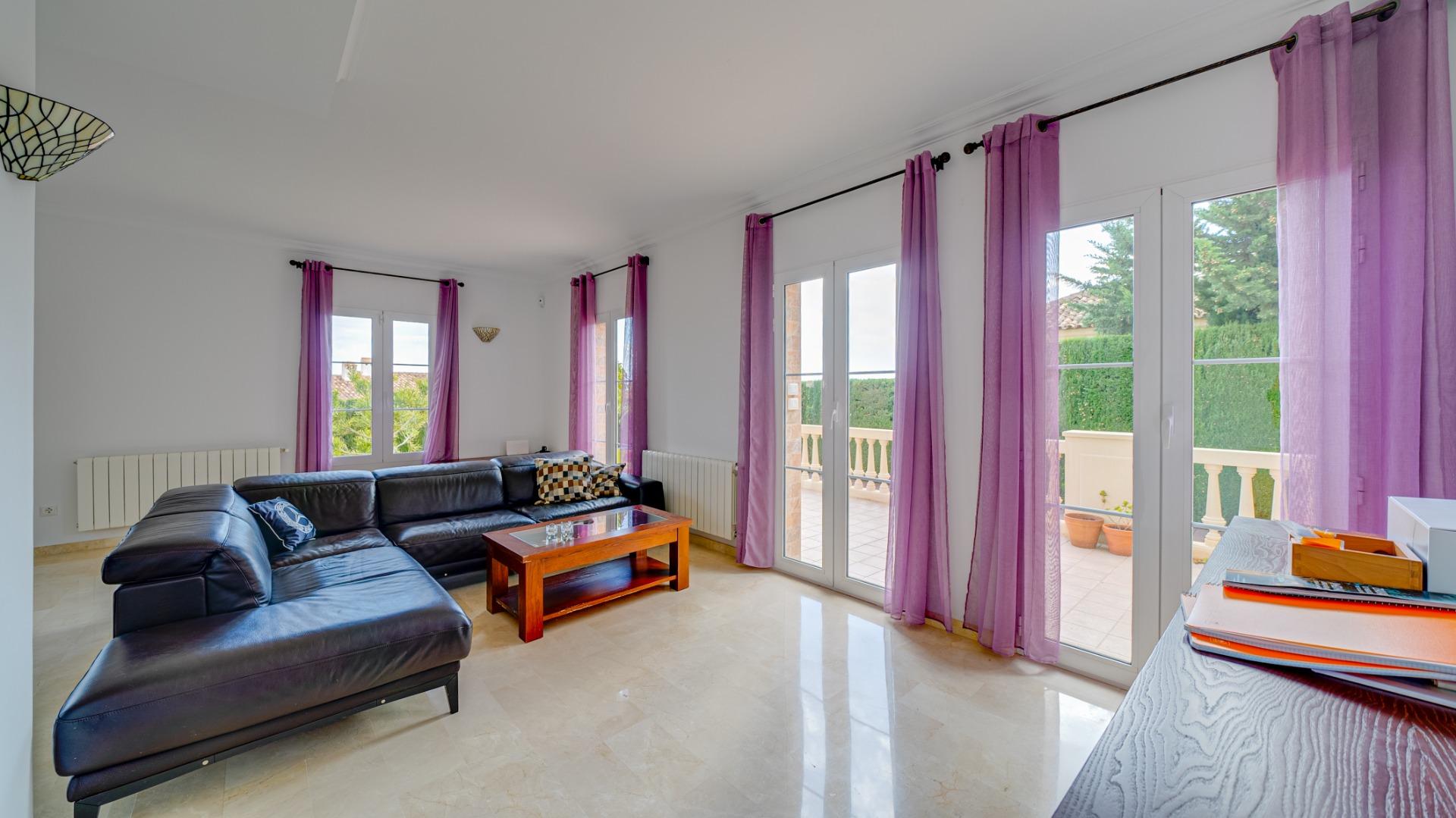 1-11-28 Preciosa Villa en Golf Bahia de Finestrat