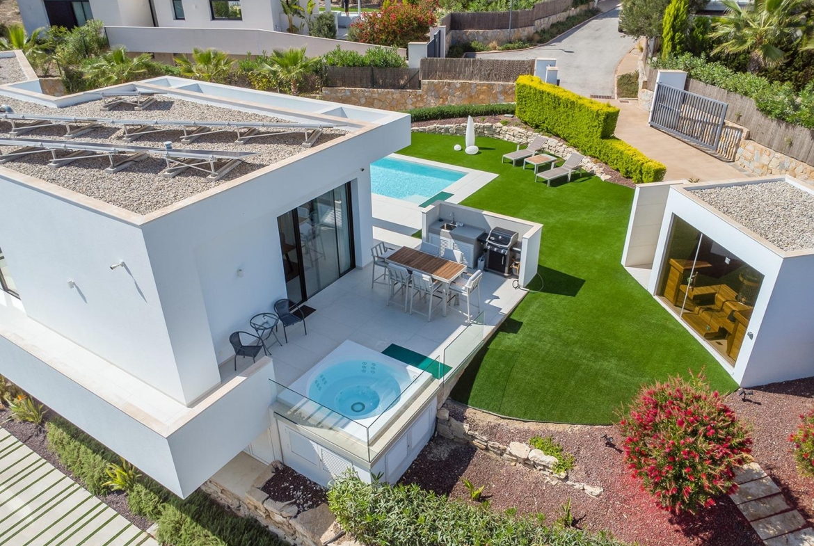 Dream villa in Las Colinas Golf with 1700 m2 plot