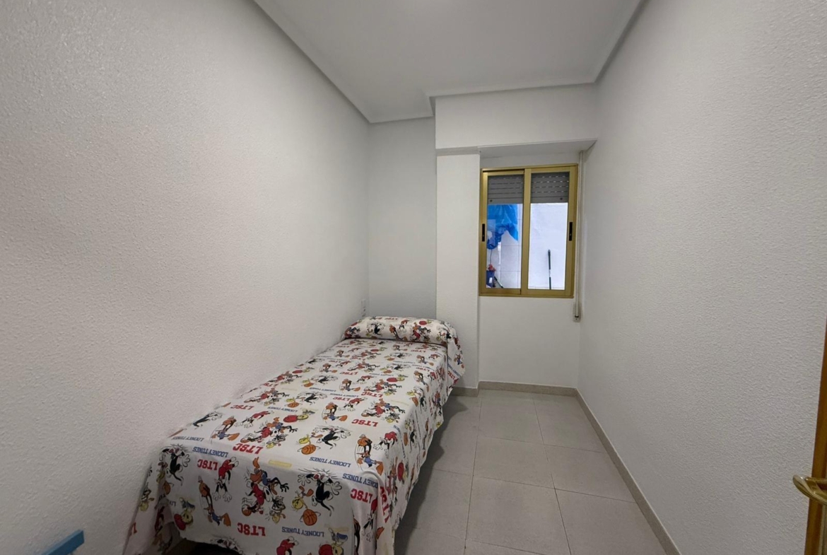 Apartamento de 3 dormitorios 2 baños en La Mata cerca de la playa