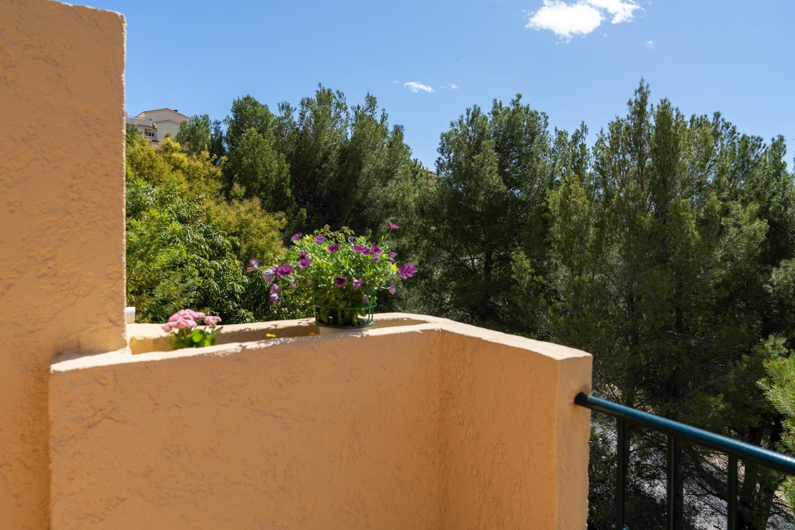Charming Townhouse with Sea Views in Altea Mascarat
