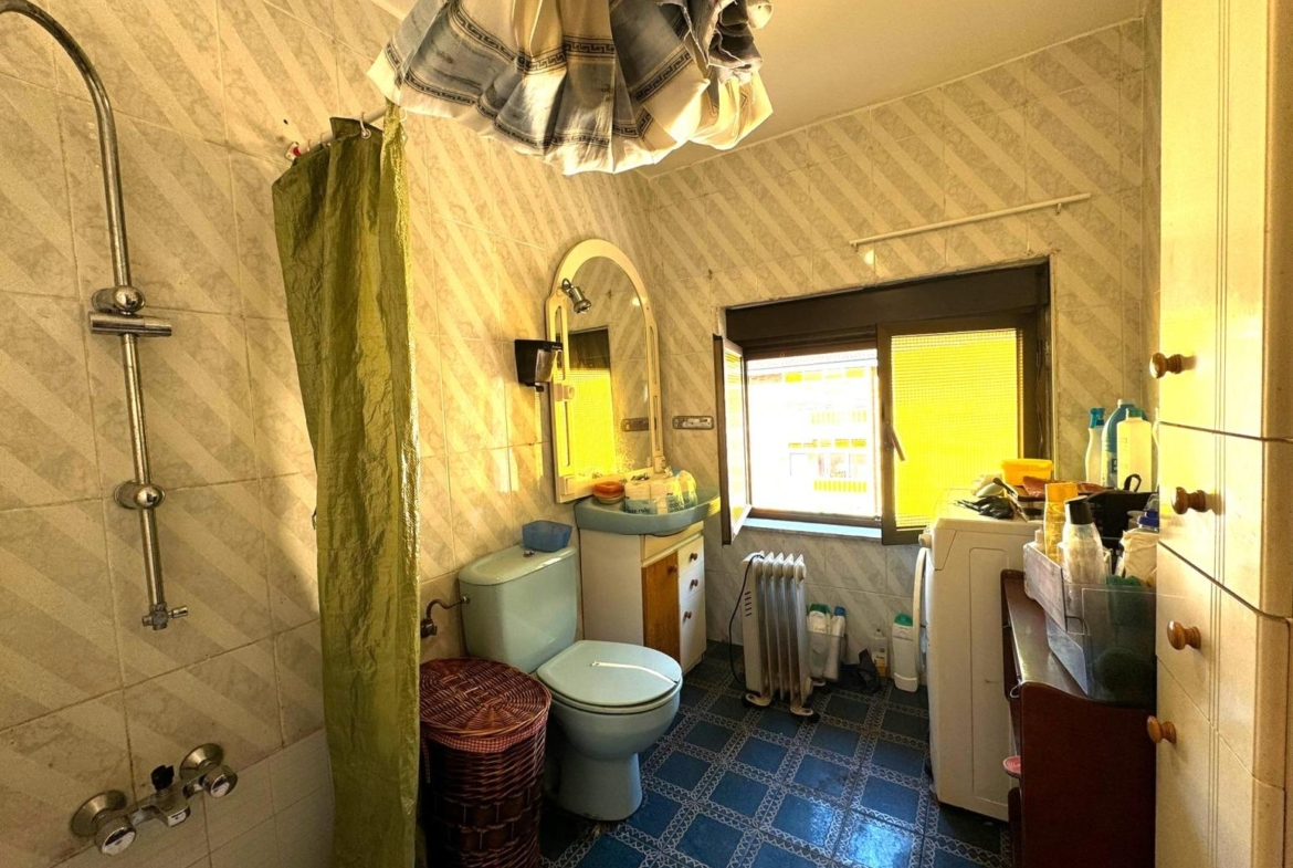 Helder Penthouse in Corigos met panoramisch uitzicht op de bergen