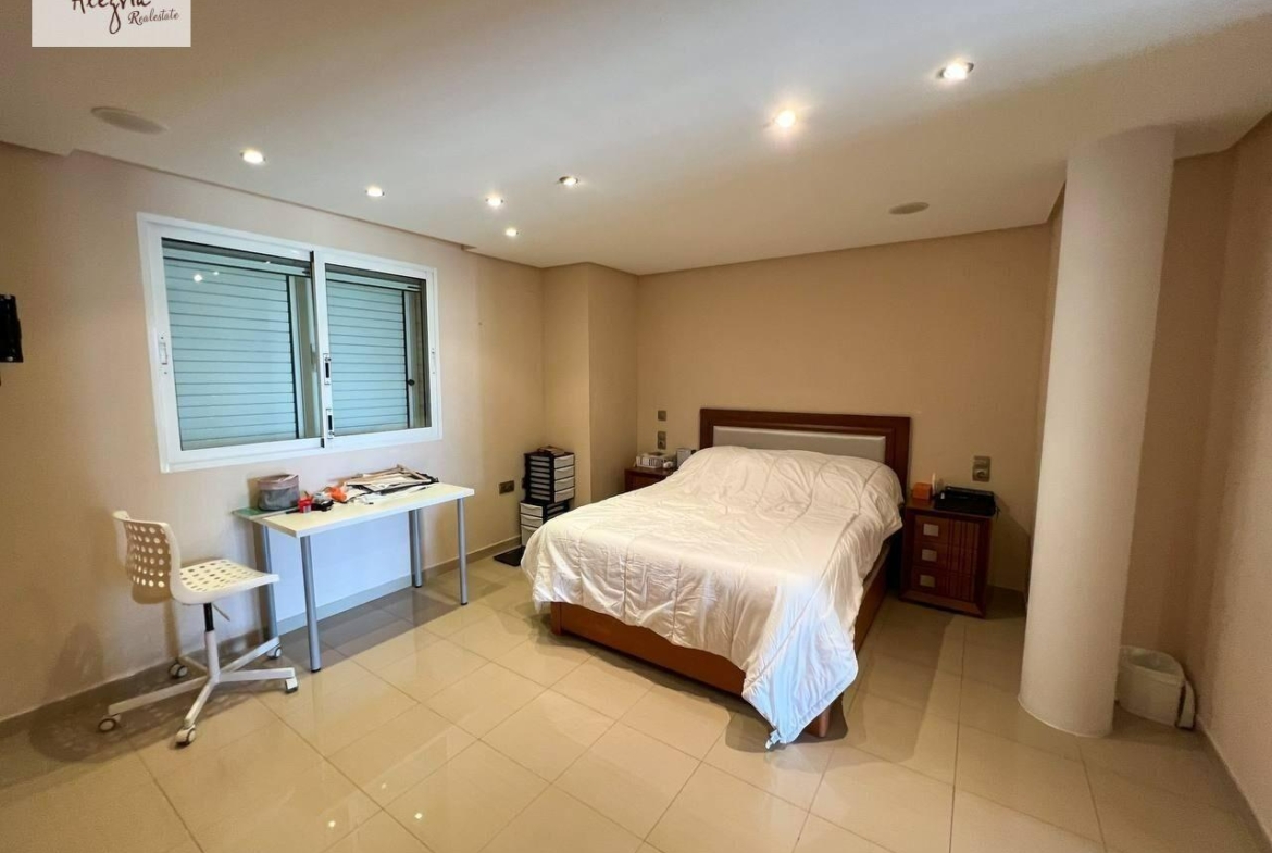 LUXURY VILLA IN VALENCIA
