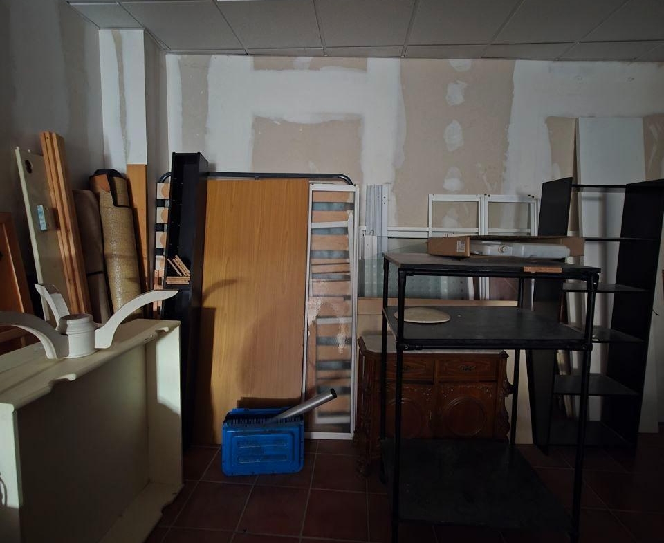 Oportunidad de Inversión: Local Comercial en Oviedo, Zona Fozaneldi-Tenderina