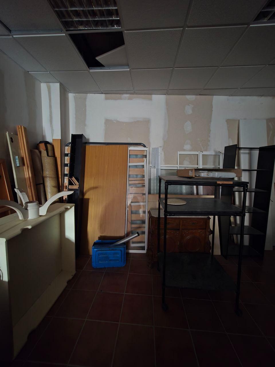 Oportunidad de Inversión: Local Comercial en Oviedo, Zona Fozaneldi-Tenderina