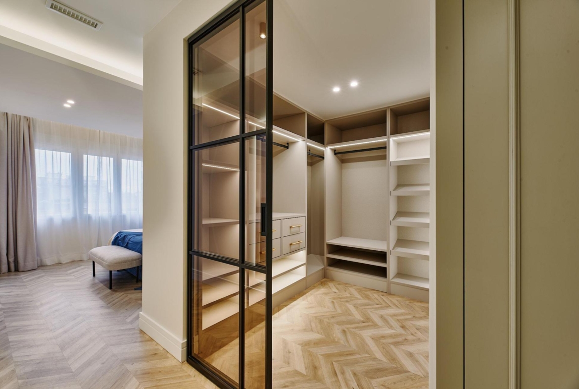 LUXE SMART HOME TE KOOP IN DE SALAMANCA NABORHOOD