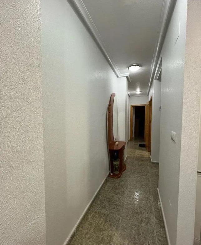GRAN APARTAMENTO EN TORREVIEJA, 2 HAB, 1 BAÑO
