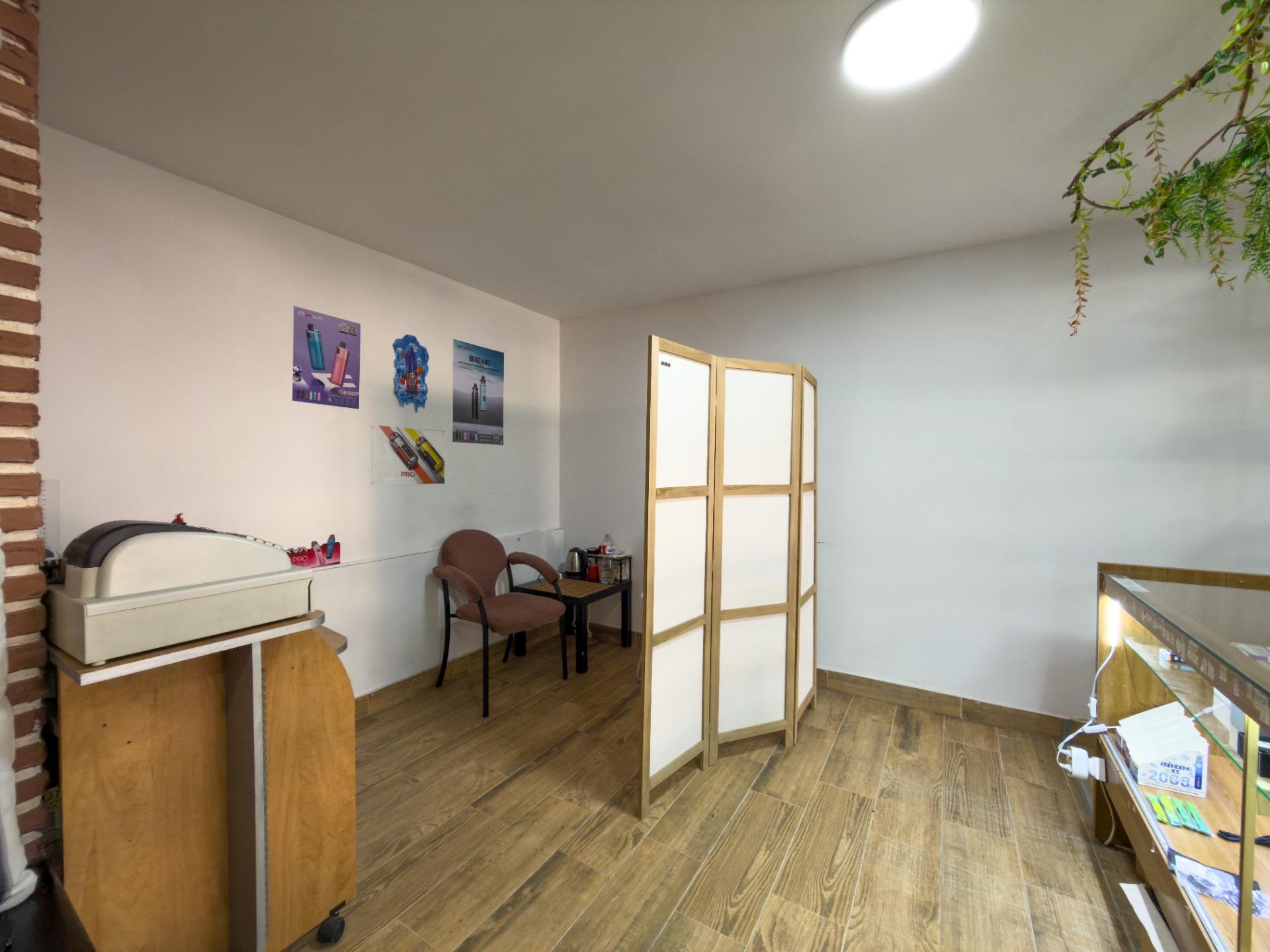 1-13-95 Commercial premises for sale