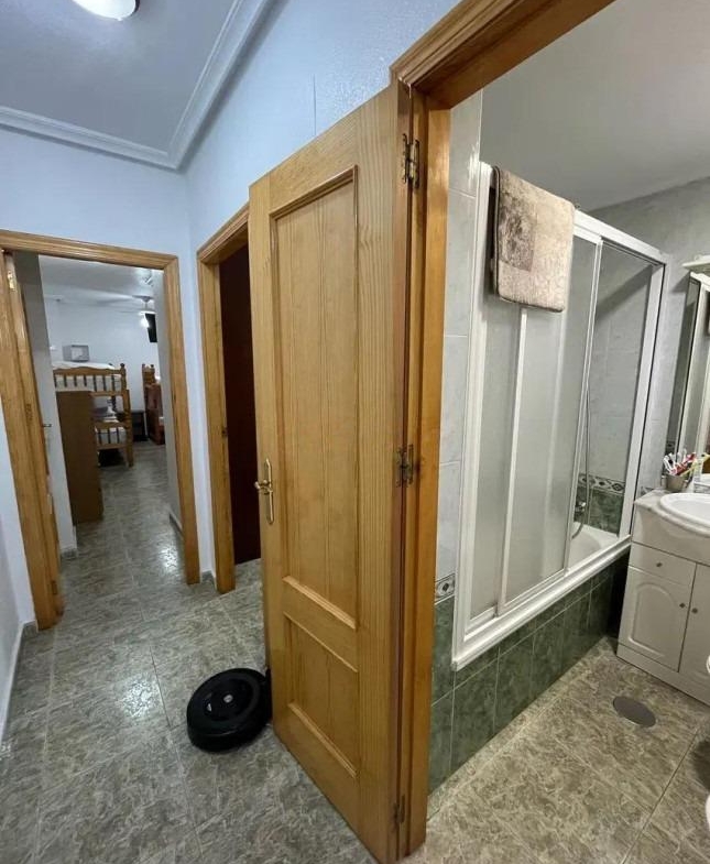 GRAN APARTAMENTO EN TORREVIEJA, 2 HAB, 1 BAÑO