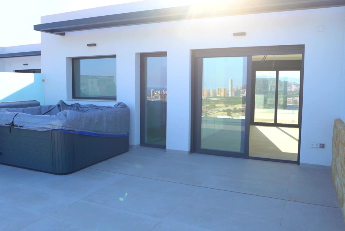 Luxury Duplex Penthouse in Finestrat with Stunning Sea Views🌴