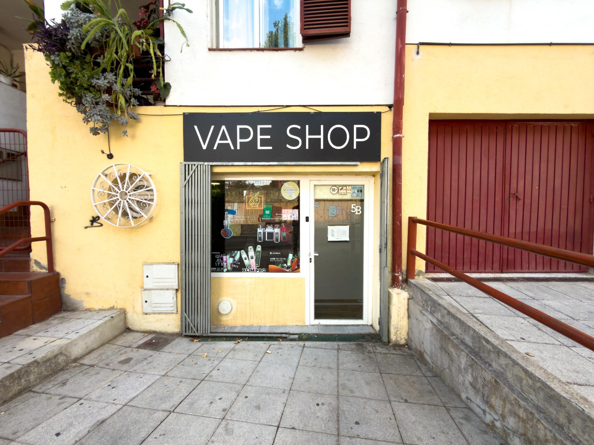 1-15-82 Commercial premises for sale