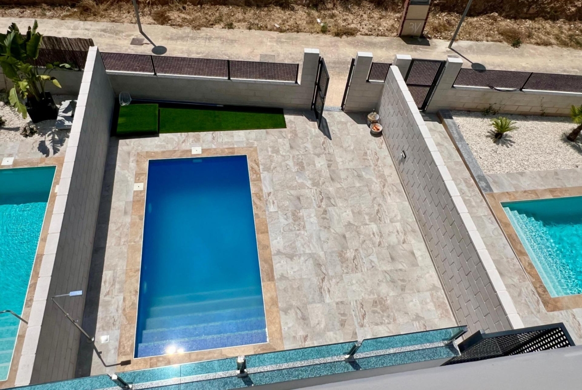 Don Benito – Altos de Polop Duo Villas 🌿