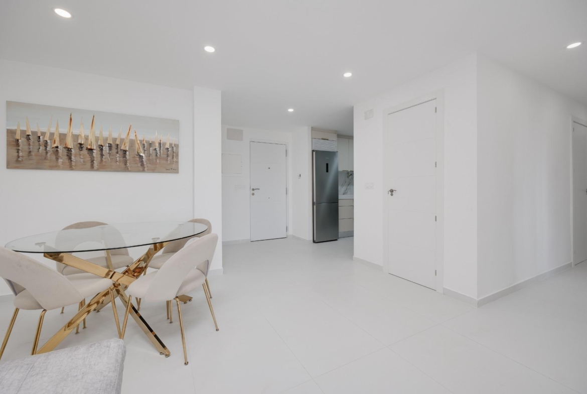 Modern gerenoveerd appartement in Playa de los Náufragos, Torrevieja 3 Slaapkamers 2 Badkamers