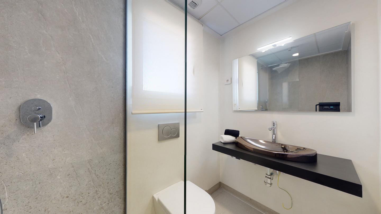 1-17-1 Ontwikkeling van onafhankelijke nieuwe bouwvilla’s, met privé zwembad en moderne afwerkingen.