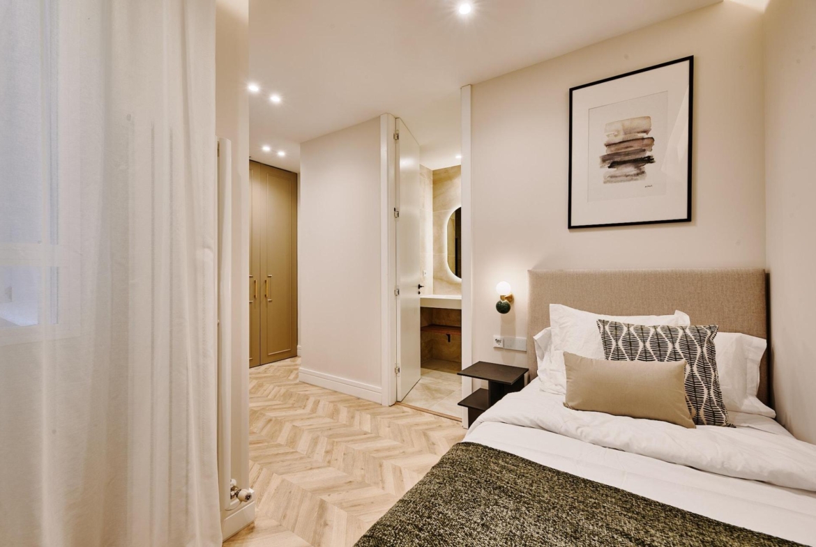 LUXE SMART HOME TE KOOP IN DE SALAMANCA NABORHOOD