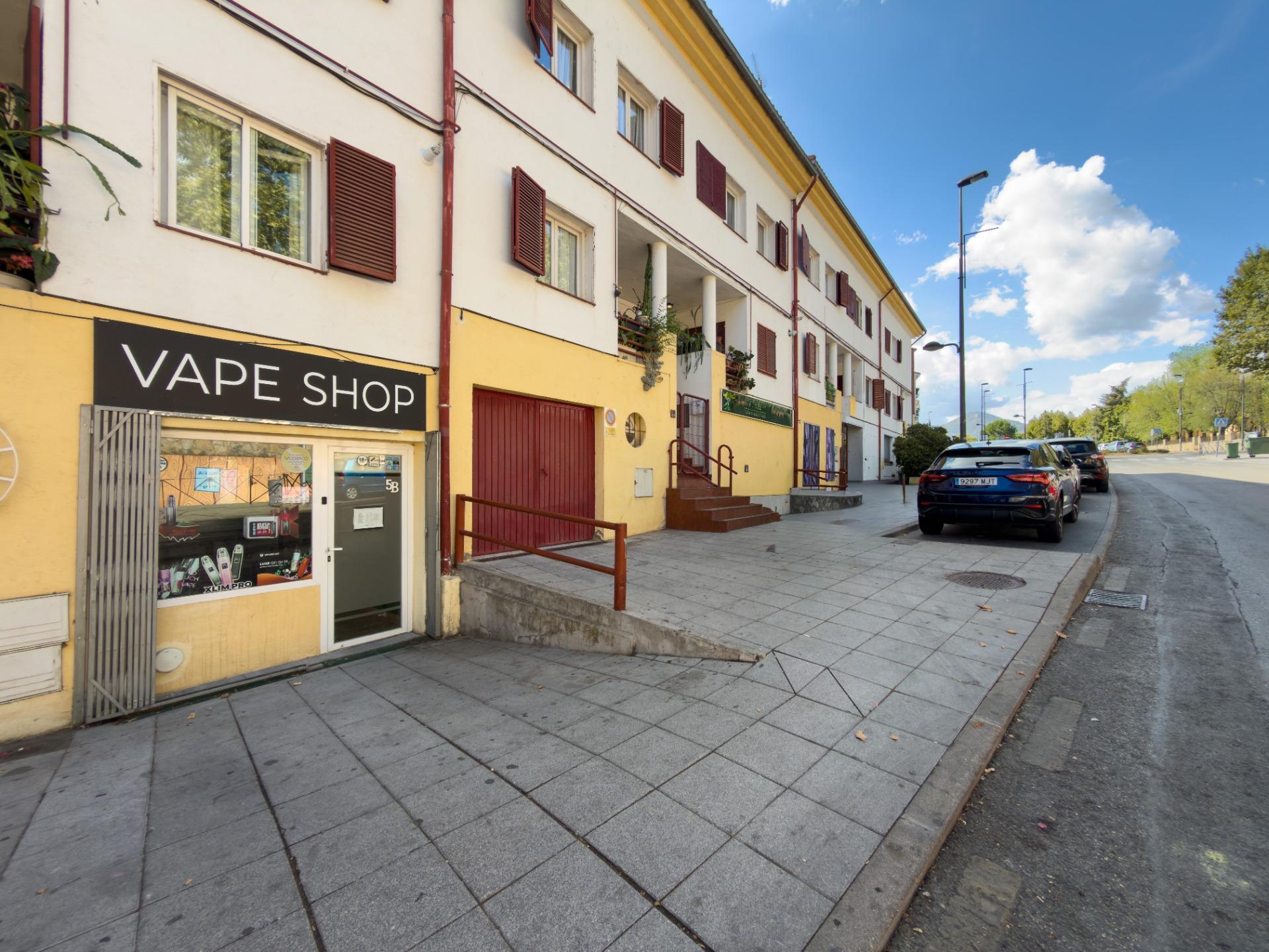 1-17-72 Commercial premises for sale
