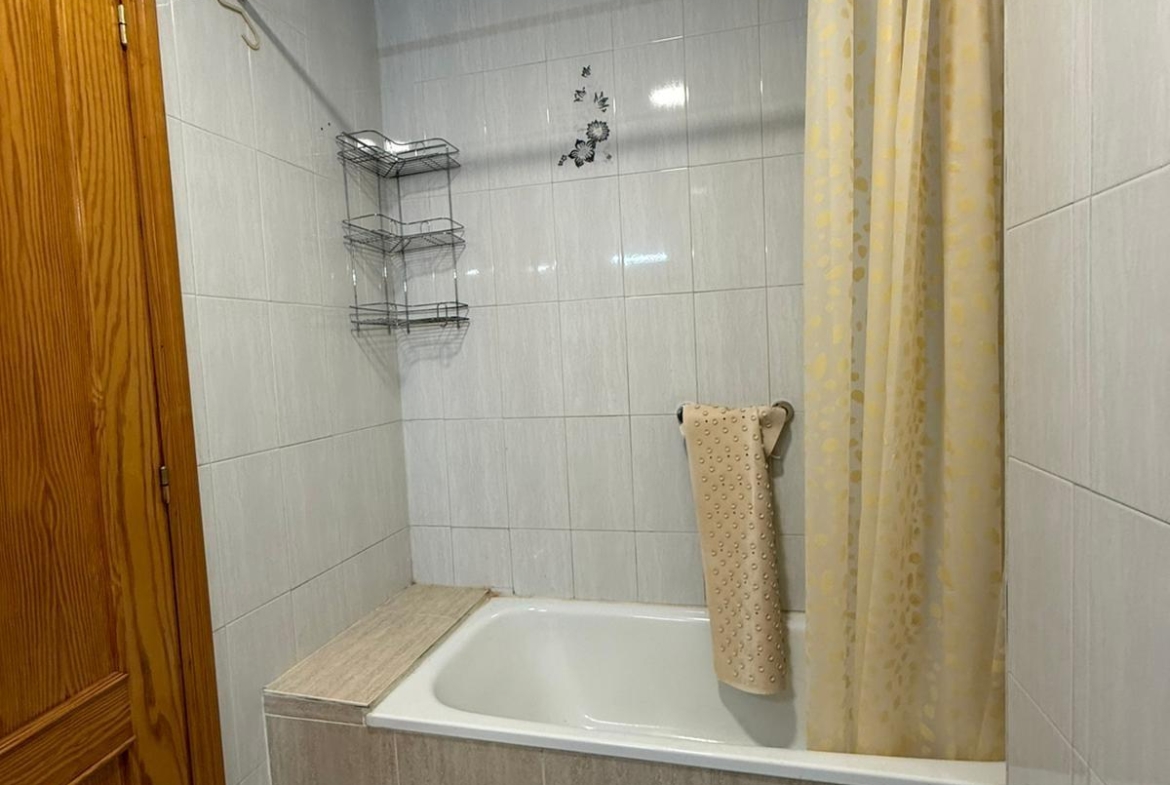 Apartamento de 3 dormitorios 2 baños en La Mata cerca de la playa
