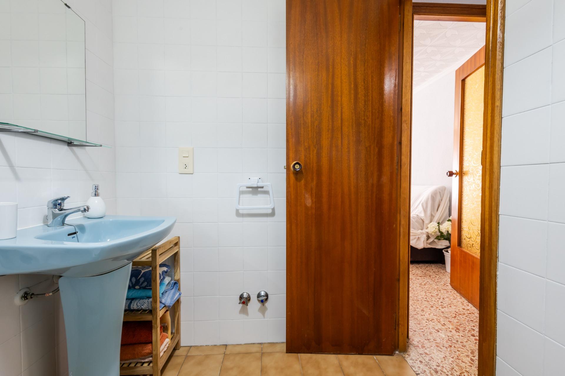ESPACIOSO APARTAMENTO DE 3 HABITACIONES Y AMPLIA TERRAZA