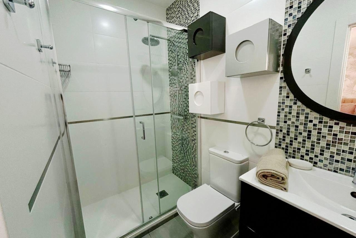 EXCLUSIVE LUXURY APARTMENT BRAND NEW IN GOYA, SALAMANCA NEIGHBORHOOD