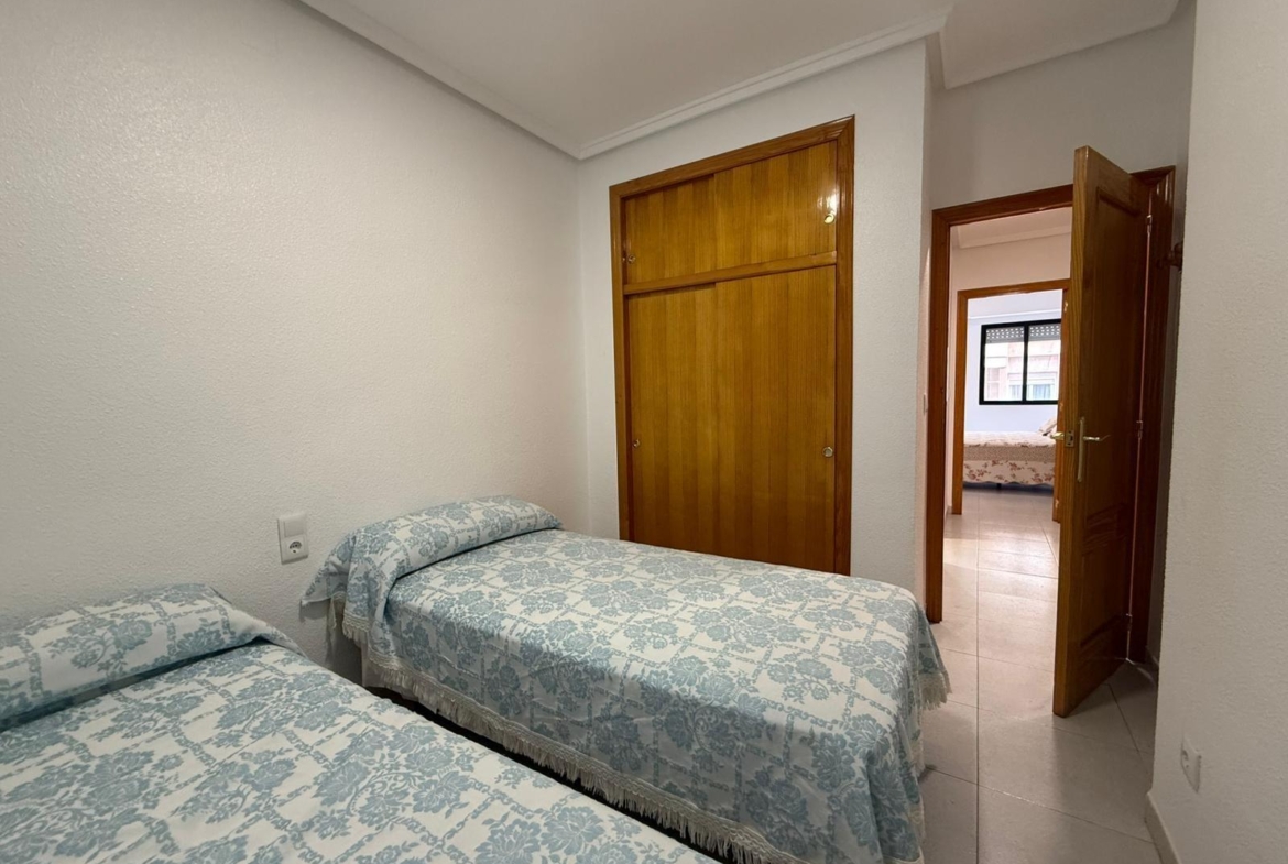 Apartamento de 3 dormitorios 2 baños en La Mata cerca de la playa