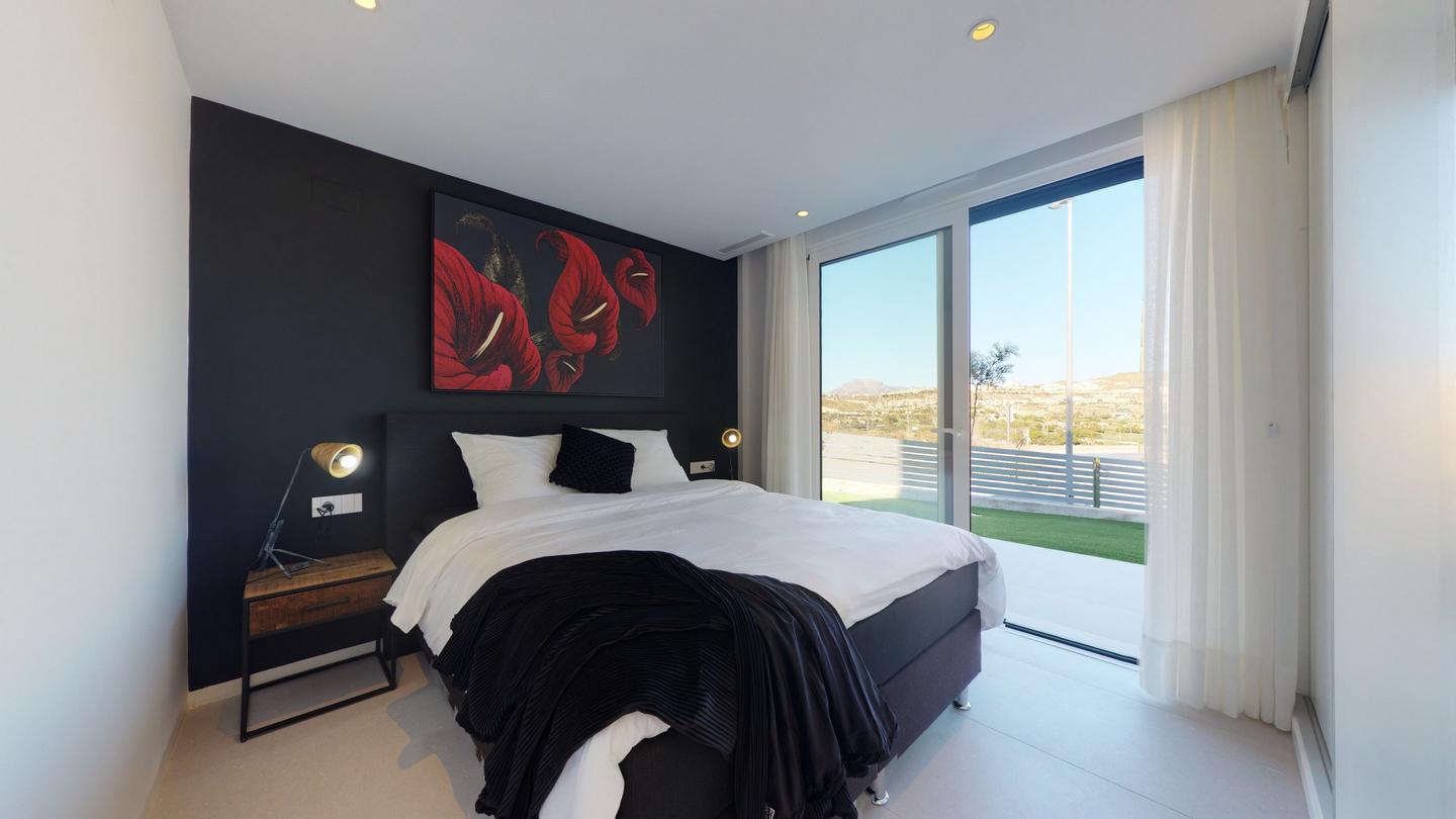 1-19 Ontwikkeling van onafhankelijke nieuwe bouwvilla’s, met privé zwembad en moderne afwerkingen.