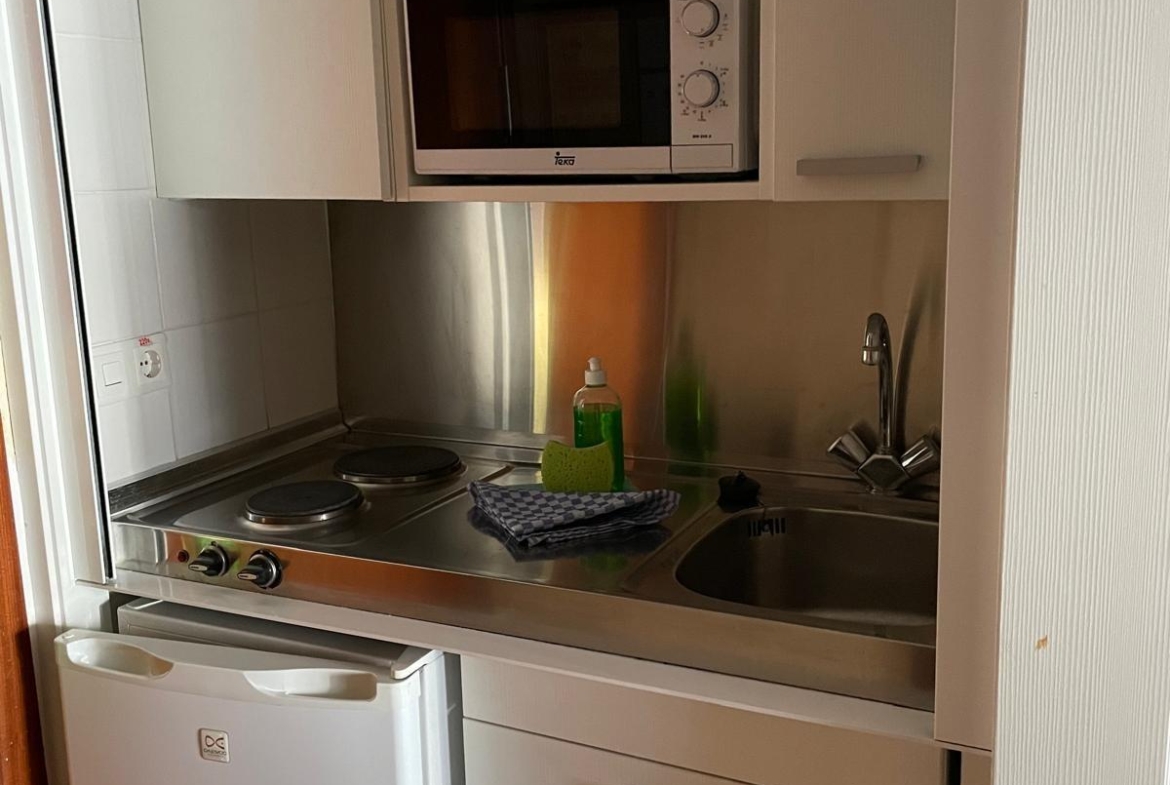 Lichte studio met terras en gemeenschappelijk zwembad in Calpe