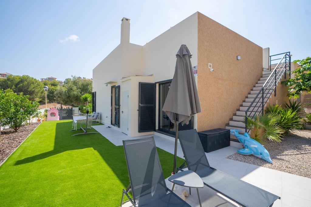 Villa Reformada en La Zenia, Orihuela Costa – Portonidad Única