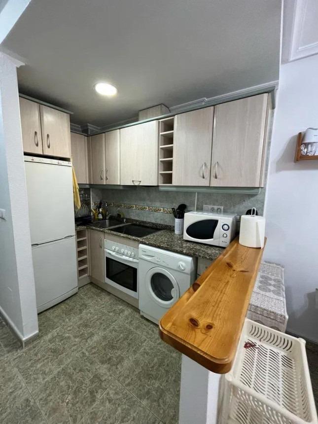 1-2-132 GRAN APARTAMENTO EN TORREVIEJA, 2 HAB, 1 BAÑO
