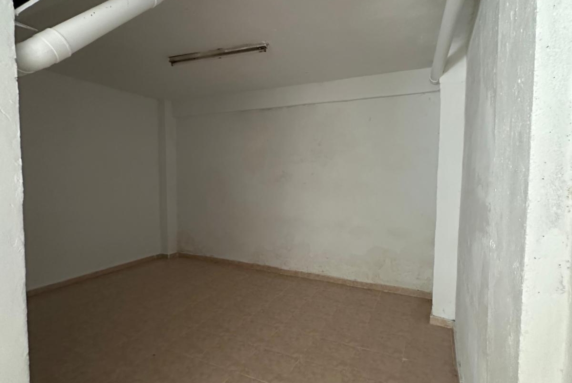 LOCAL CON POSIBILIDAD DE CAMBIO DE USO A VIVIENDA