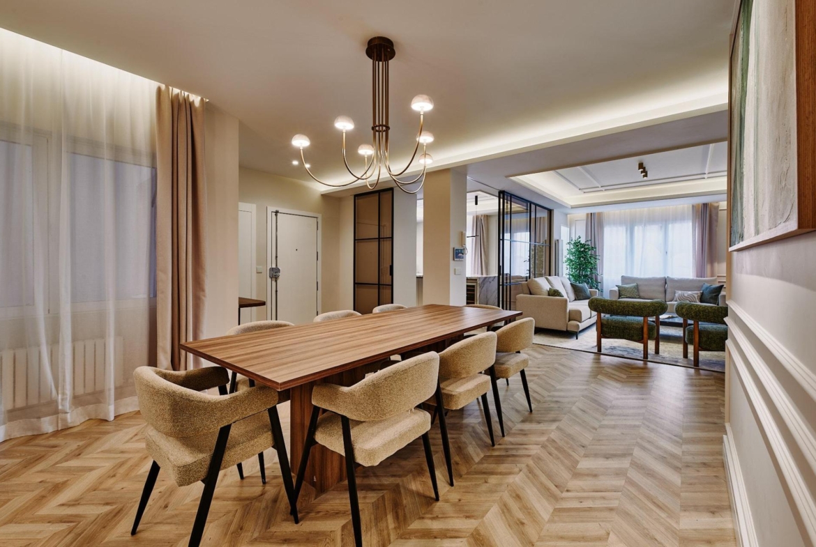 LUXE SMART HOME TE KOOP IN DE SALAMANCA NABORHOOD