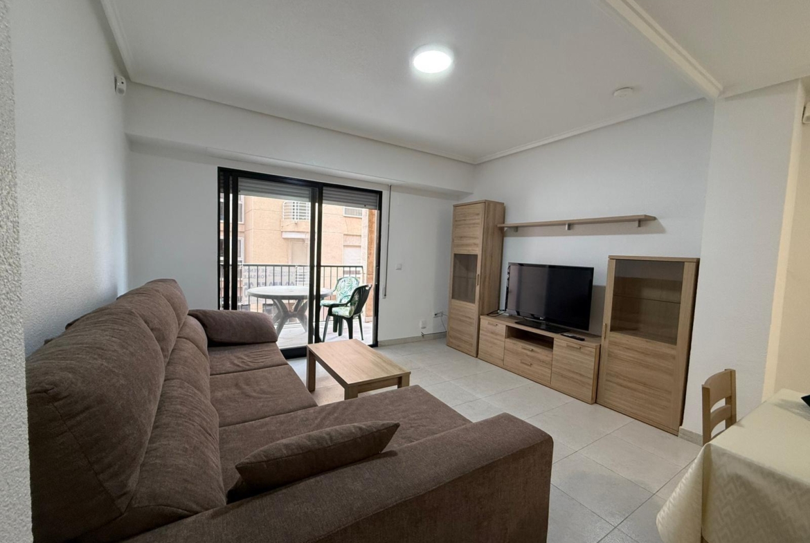 Apartamento de 3 dormitorios 2 baños en La Mata cerca de la playa