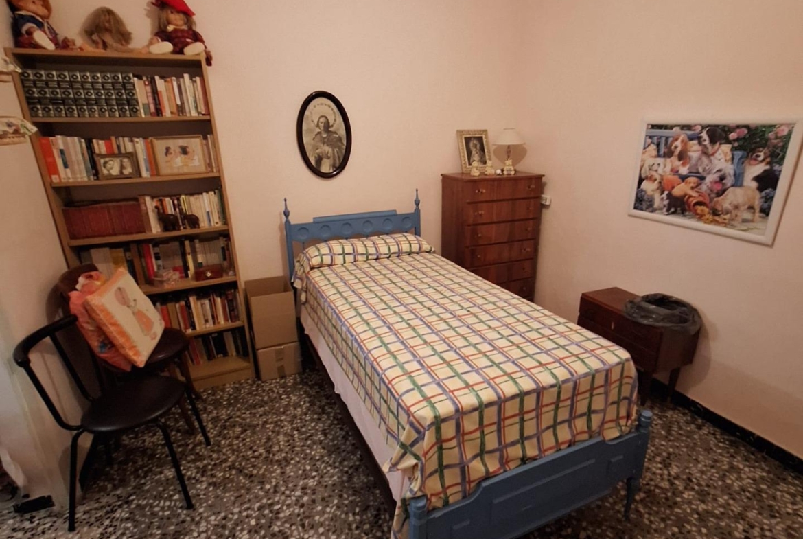 Se vende edificio entero en pleno centro de Torrevieja