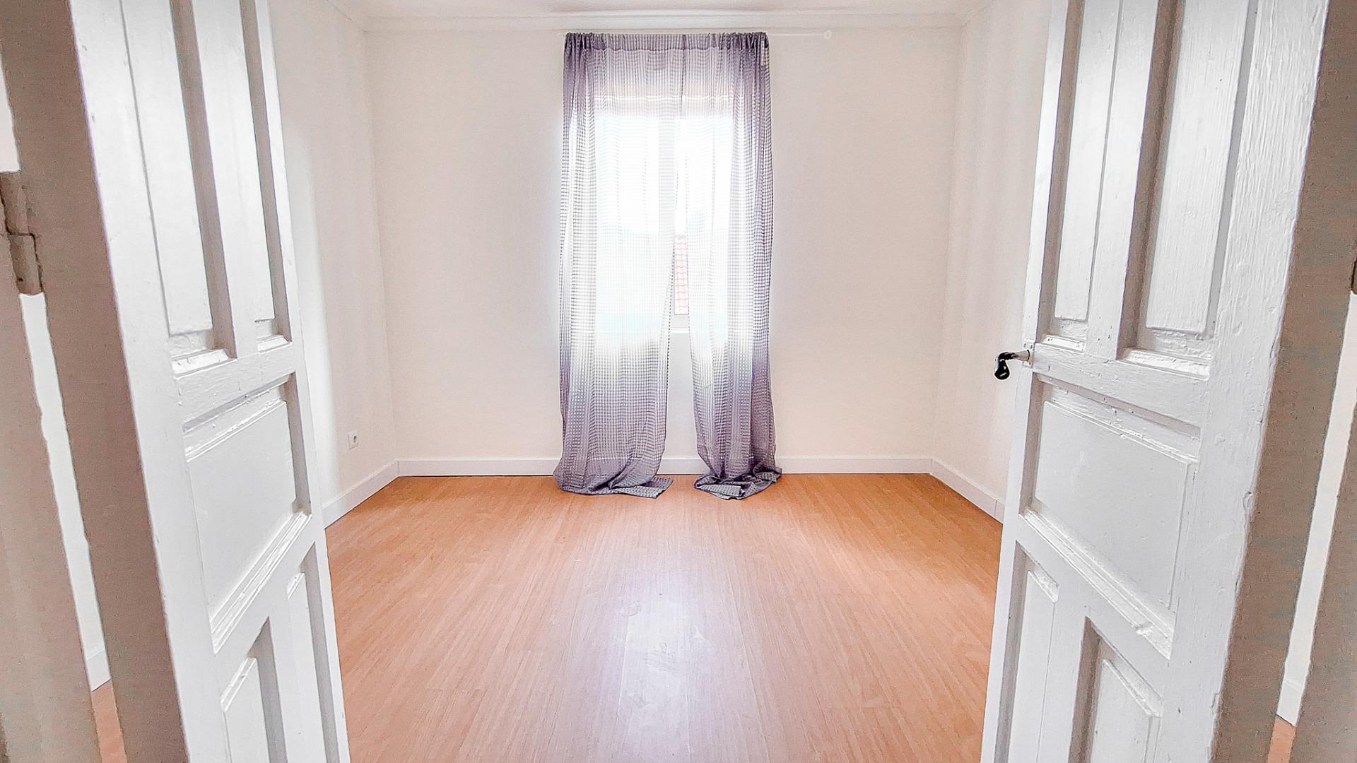 1-20-53 🟢 Acogedor piso de 2 habitaciones en Trubia, a 15 min de Oviedo