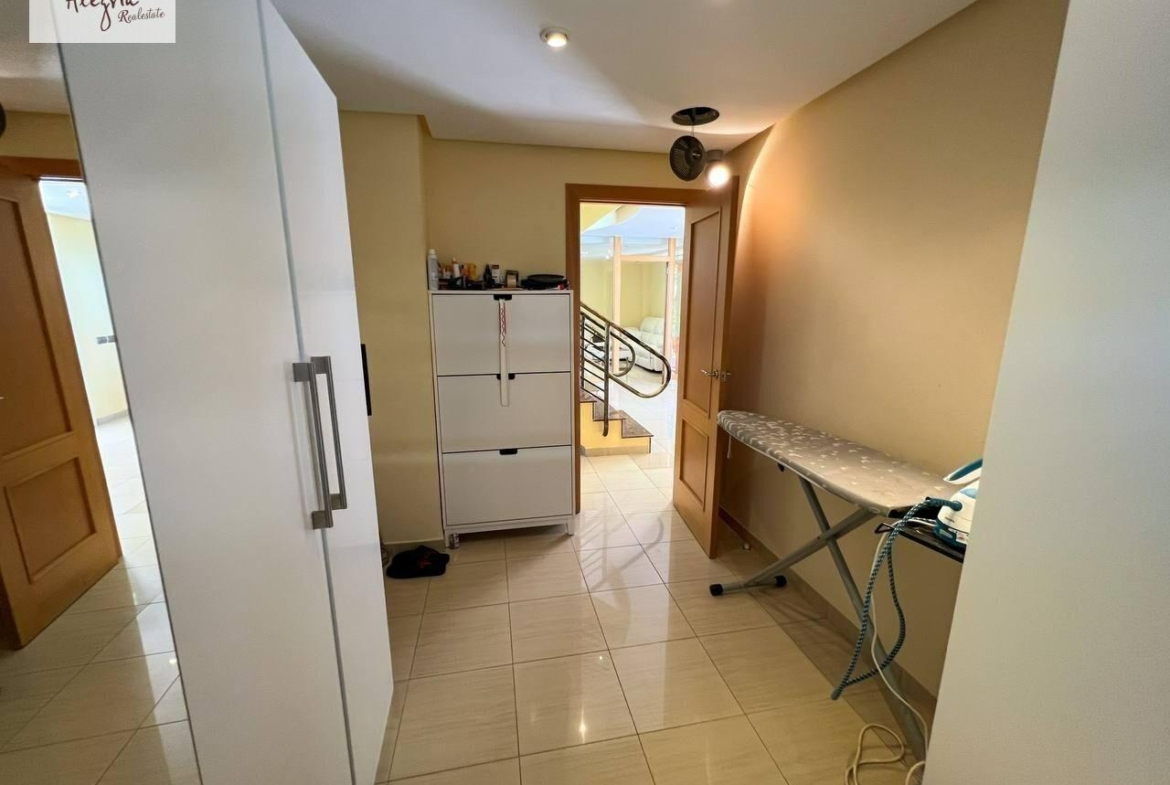 LUXURY VILLA IN VALENCIA